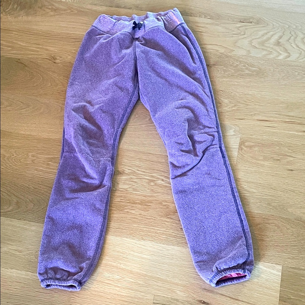 Ivivva by Lululemon girls fleece lined sweat pants pink